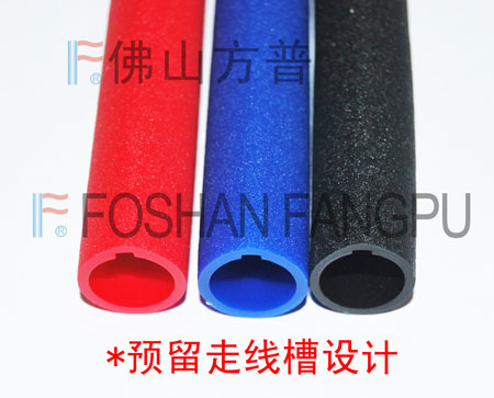 方普手把套在手机自拍杆上的应用 方普手把套在手机自拍杆上的应用